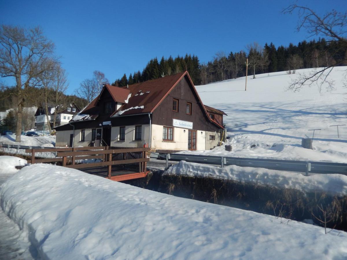 Sedmikraska Villa Horni Marsov Luaran gambar